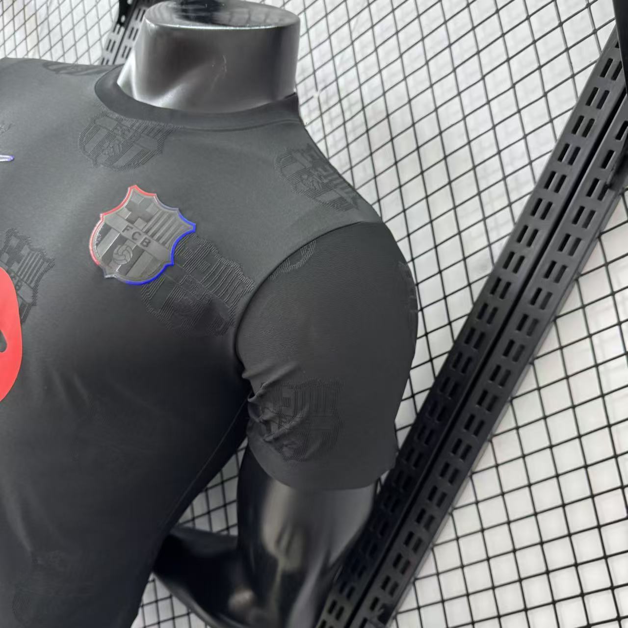 25/26 FC BARCELONE PLAYER