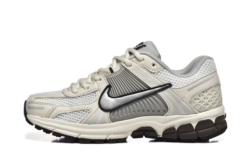 Nike Vomero 5 mottled light grey