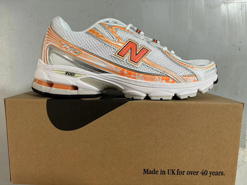 NEW BALANCE 740 Blanche Orange