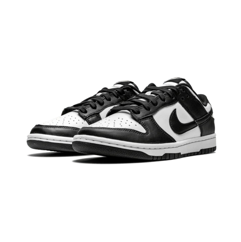NIKE
Dunk Low Panda