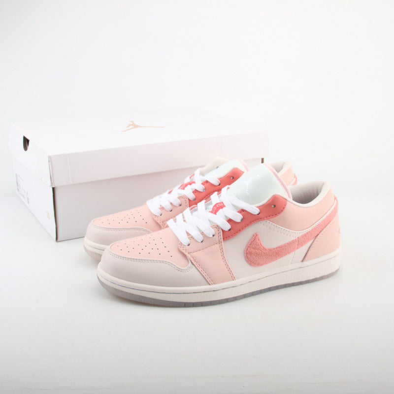 AirJordan 1 Low SE 'Mighty Swooshers Pink'