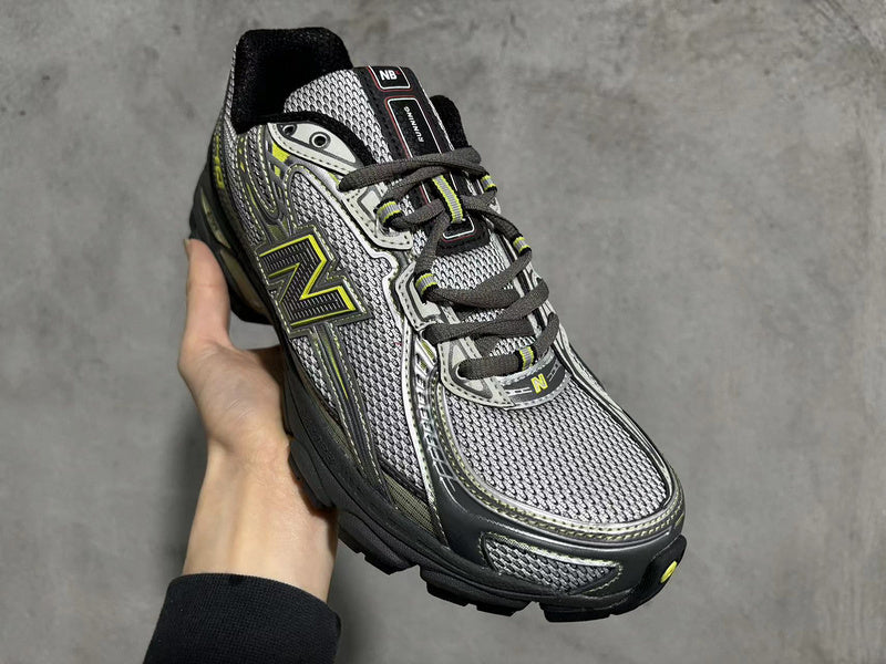 New Balance 740 Grey/Black/Green