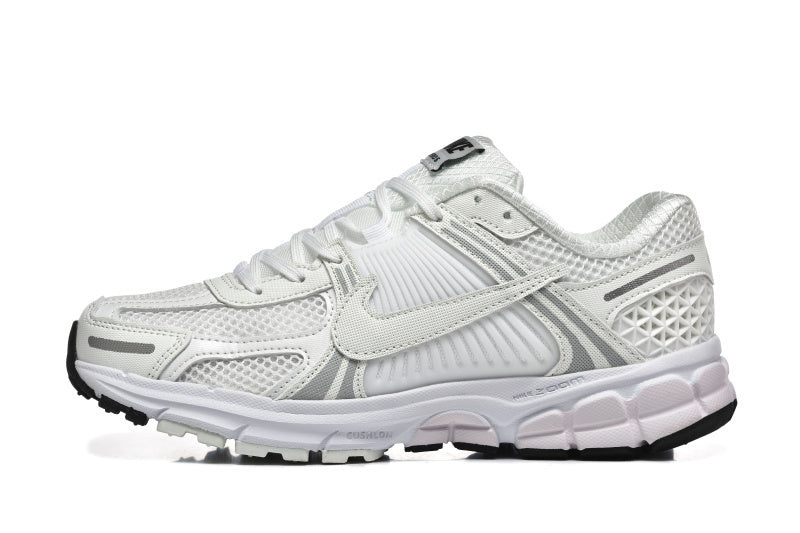Nike Vomero 5 blanche