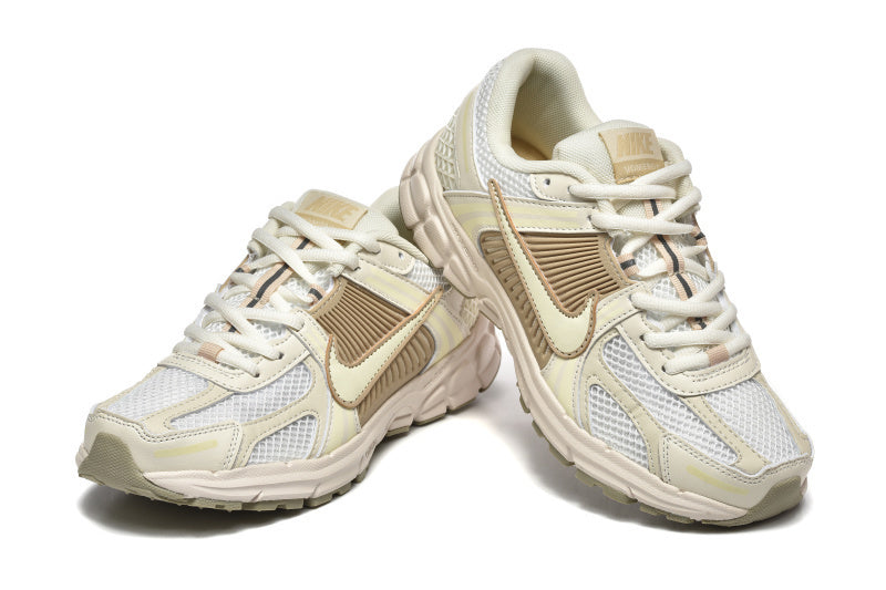 Nike vomero 5 beige/marron/blanc