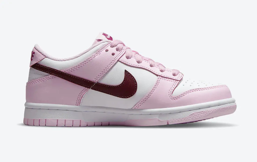 Nike Dunk Low « Valentine’s Day »