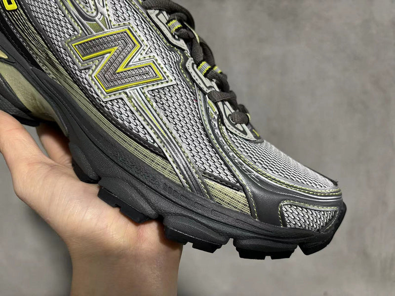 New Balance 740 Grey/Black/Green