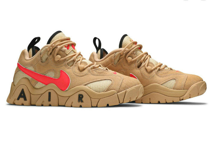 Nike Air Barrage Low
Vachetta Tan Laser Crimson