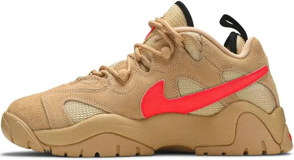 Nike Air Barrage Low
Vachetta Tan Laser Crimson