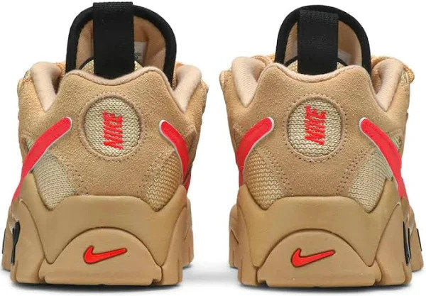 Nike Air Barrage Low
Vachetta Tan Laser Crimson